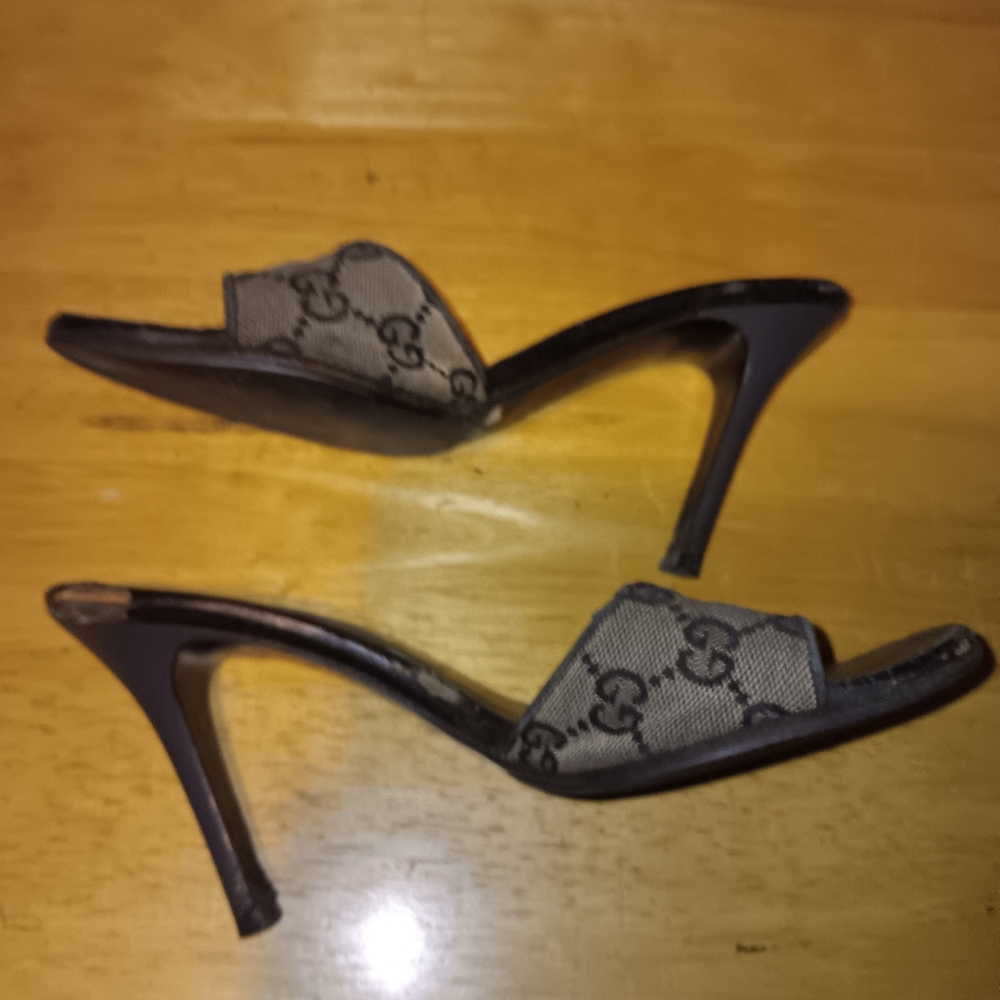 Gucci Brown/Black GG Canvas Slide Heels - Picture 4 of 6